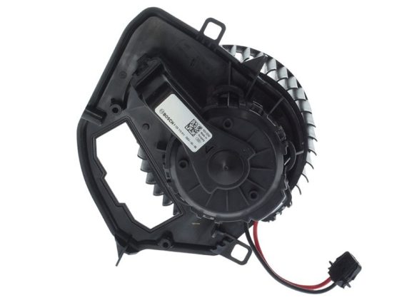 0130115811_004.JPG Pūtēja motors 12V VW (7E5820021B) 0130115811 OE 7E5820021B