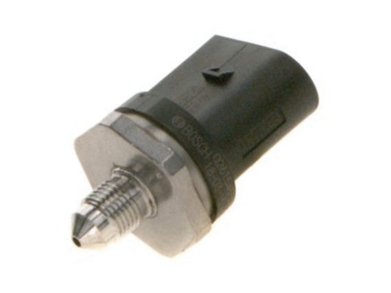 0261545109_001.JPG Fuel pressure sensor 0261545109 OE 06J906051E