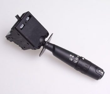 Virzienrādītāju slēdzis P-405 93- — 1043-251223