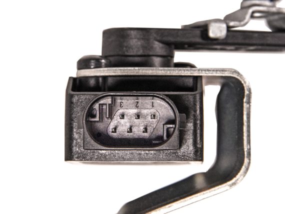 1607-890037_002.JPG Headlight levellingsensor, Xenon light 1607-890037 OE A2075400717