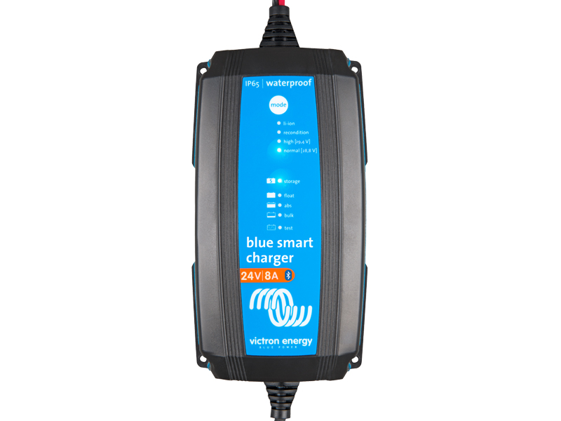 VICTRON BLUE SMART IP65 LATURI 24/8(1) 230V 1702-87225 OE 