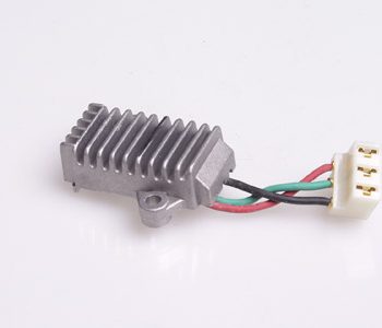 Ģeneratora sprieguma regulators 24V 3 kontaktu RTT113B — 2016-1681