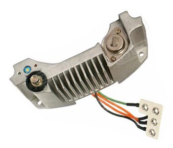 Ģeneratora sprieguma regulators 24V — 2021-131180