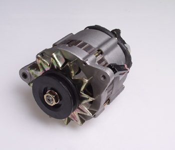 Ģenerators ISUZU 50A LR150-439 — 3200-4683EXC