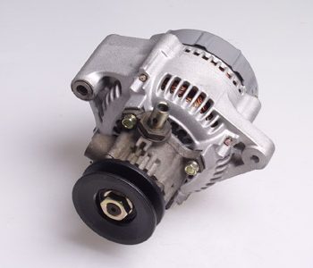 Ģenerators Toyota 27030-64111 — 3200-4875EXC