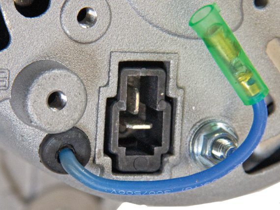 3200-694579_005.JPG Ģenerators 3200-694579 OE 0-33000-6240