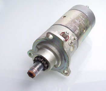 Atjaunots Starteris 1327A461 12 zobi — 5200-8568EXC