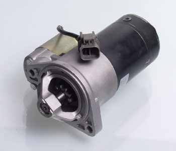 Atjaunots Starteris Nissan Sunny GTI — 5200-8727EXC
