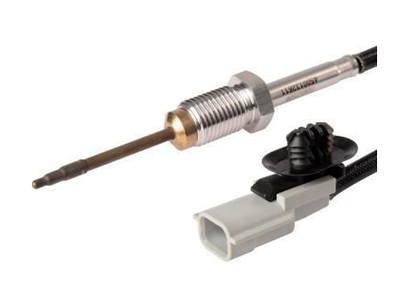 ANTURI PAKOKAASUN LÄMPÖ RENAULT 7744-9826 OE 226406229R