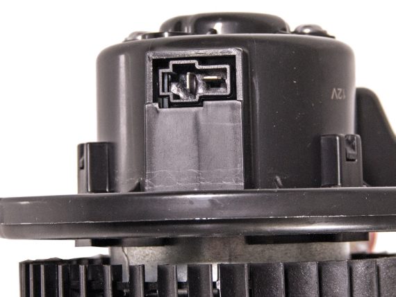 9022-19567_002.JPG Pūtēja motors KIA (97113-B2000) 9022-19567 OE 97113-B2000