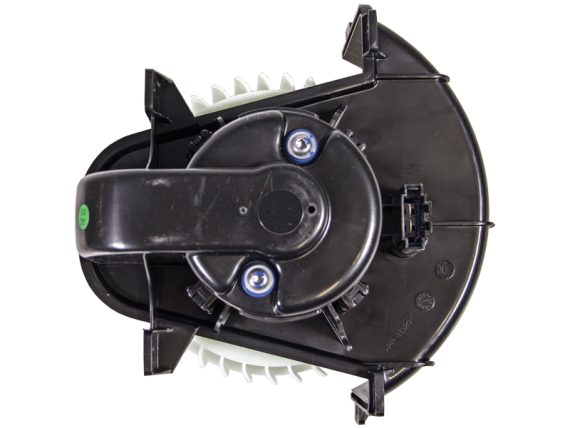 9033-1678MAHLE_002.JPG Pūtēja motors, MAHLE, Audi Q7 (no 2006), OE 4L1820021 9033-1678MAHLE OE 4L1820021