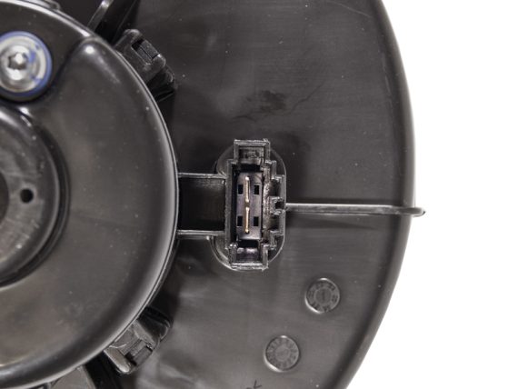 9033-1678MAHLE_003.JPG Pūtēja motors, MAHLE, Audi Q7 (no 2006), OE 4L1820021 9033-1678MAHLE OE 4L1820021