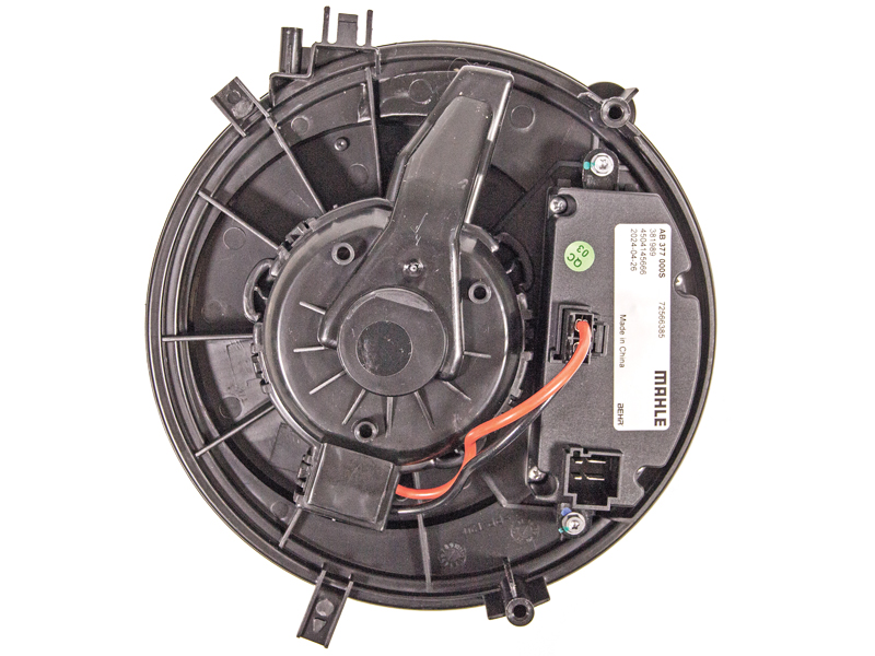 MAHLE LÄM. MOOTTORI SIS. VASTUS VAG 9033-19563MAHLE OE 3Q1819021A