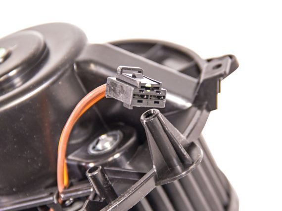 9033-19648MAHLE_002.JPG Fan motor 9033-19648MAHLE OE 3Q2819021A