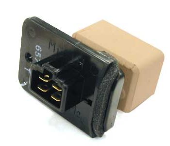 Salona ventilatora rezistors Toyota Hiace 89-95 — 9051-1016