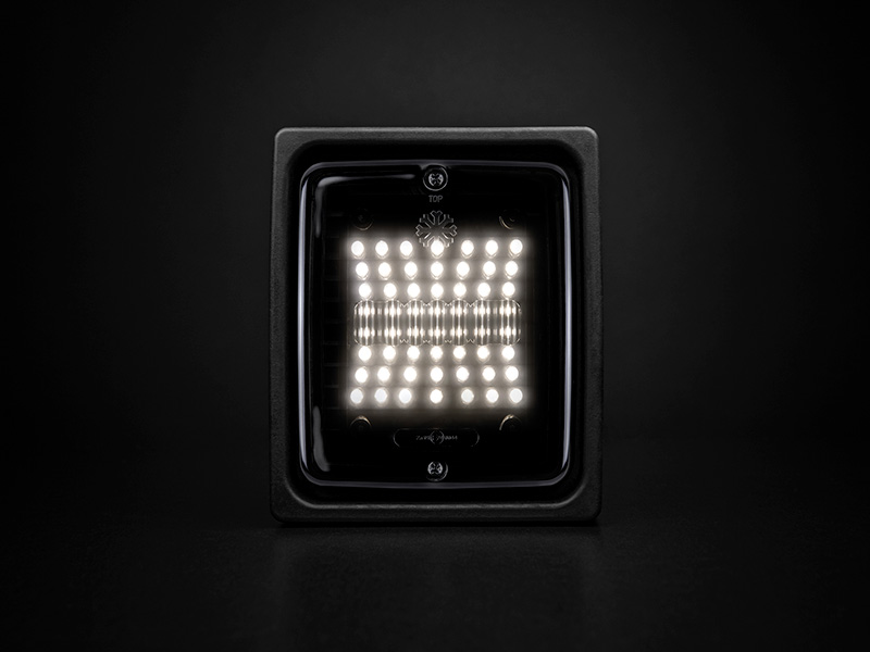DARK KNIGHT IZE LED SQUARE REVERSE LIGHT LED S-800634 OE 