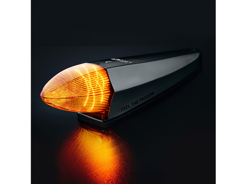 STRANDS BLACK BULLET TORPEDO LIGHT DARK CGROME IZE LED S-850426 OE 