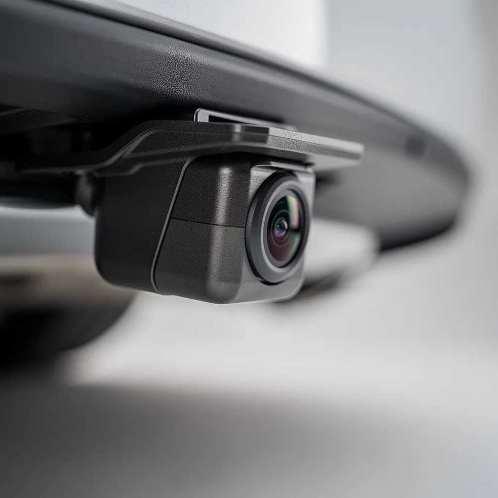 Kā izvēlēties auto kamera atpakaļgaitai